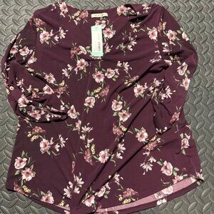 Women's top! Stitch fix brand. Size small. New with tags!